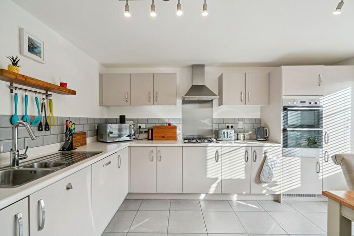 4 Bedroom Detached House For Sale In Reed Street, Didcot, OX11