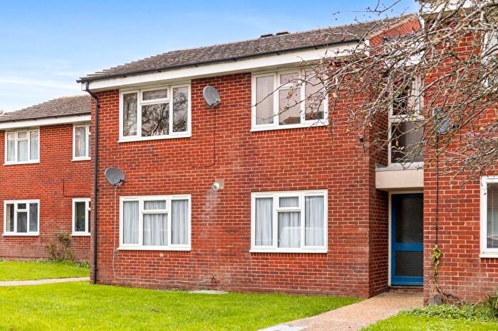 1 Bedroom Flat For Sale In Toomey Road, Steyning, BN44