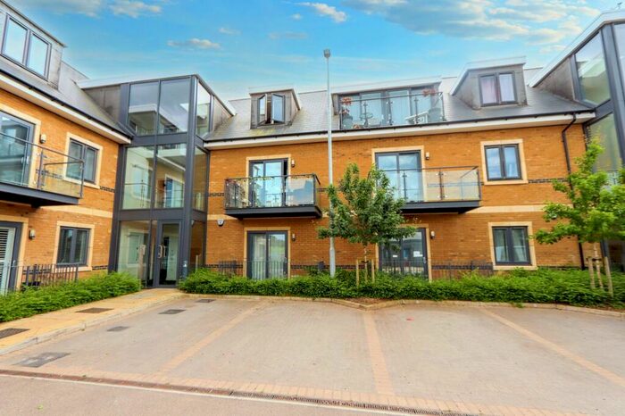 1 Bedroom Flat For Sale In Rayley Lane, North Weald, CM16