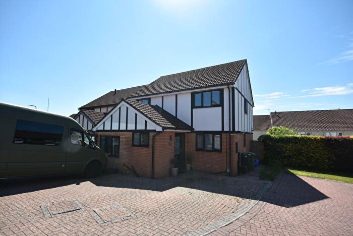 4 Bedroom Detached House For Sale In Deepfield Close, Cardiff, CF5