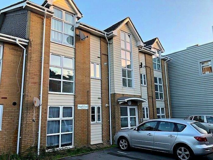 2 Bedroom Flat To Rent In Winton, BH9