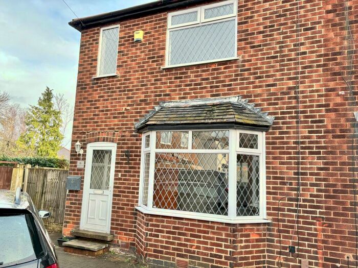 3 Bedroom Semi-Detached House To Rent In Cambridge Cresent, Stapleford, Nottingham, NG9