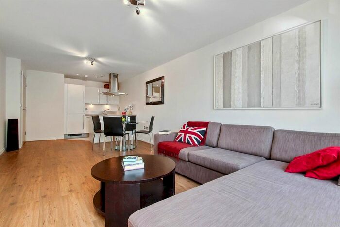 2 Bedroom Flat To Rent In The Lock House, Camden, NW1
