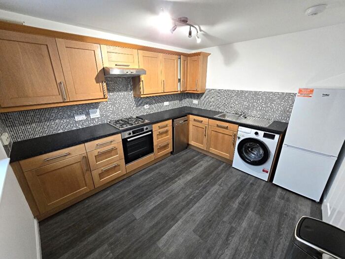 2 Bedroom Flat To Rent In South College Street, Ferryhill, Aberdeen, AB11
