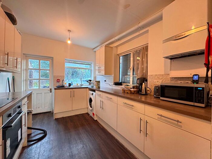 6 Bedroom Terraced House To Rent In Bellclose Road, West Drayton, UB7
