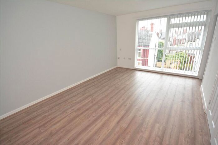 1 Bedroom Flat To Rent In Walsingham Court, Walsingham Road, Wallasey, CH44