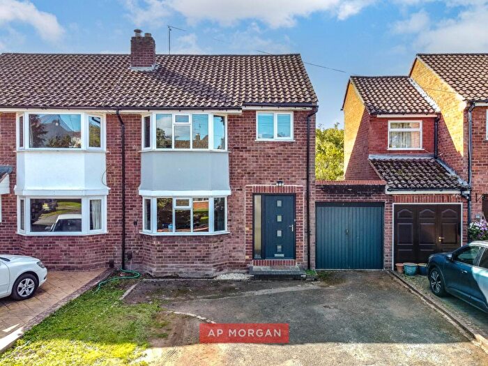 3 Bedroom Semi-Detached House For Sale In Gigmill Way, Norton, Dudley, West Midlands, DY8