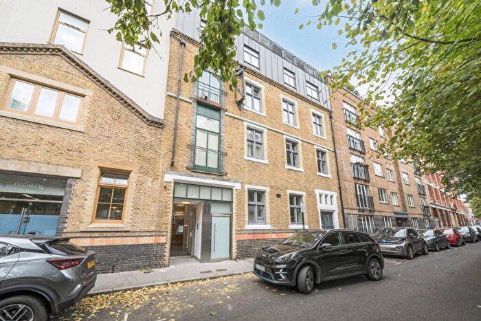 1 Bedroom Flat For Sale In Banner Street, Clerkenwell, London, EC1Y