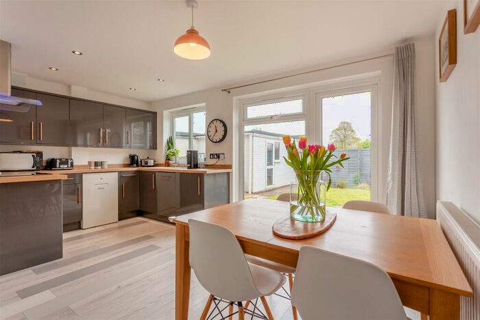 3 Bedroom Semi-Detached House For Sale In Orchard Rise, Tibberton, GL19