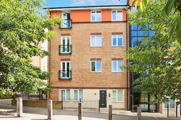3 Bedroom Apartment For Sale In Braymere Road, Hampton Centre, Peterborough, PE7