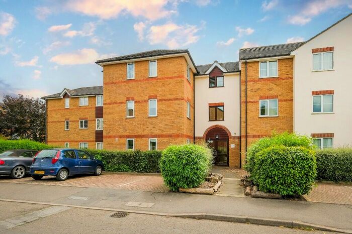 1 Bedroom Flat To Rent In Higham Station Avenue, London, E4