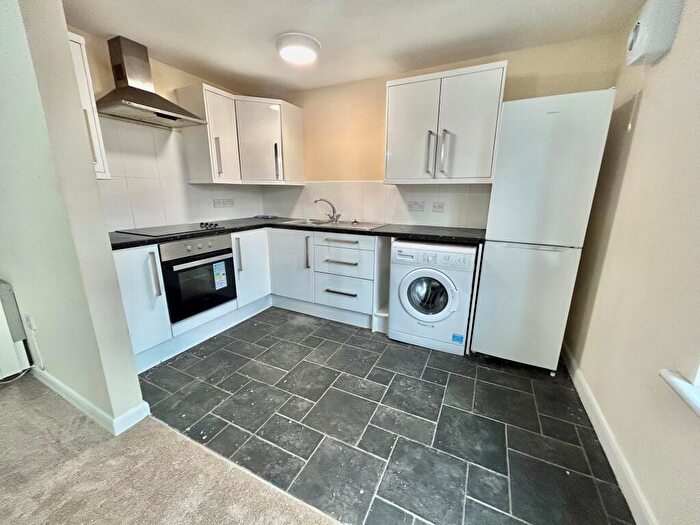 1 Bedroom Apartment To Rent In Trivett Square, Nottingham, NG1