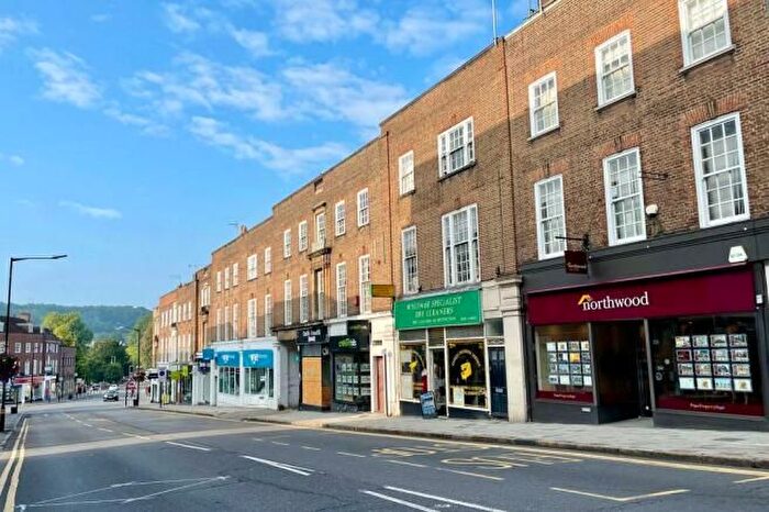 2 Bedroom Flat To Rent In Crendon Street, High Wycombe, HP13