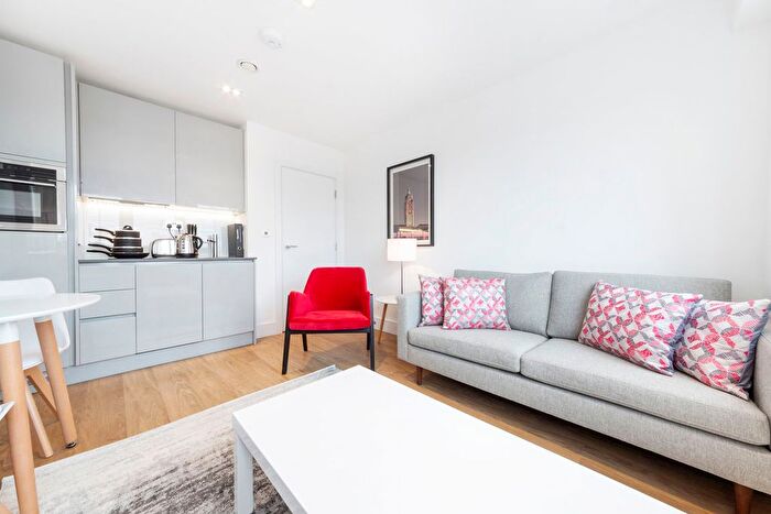 1 Bedroom Flat To Rent In Laporte Way, Bedfordshire, LU4