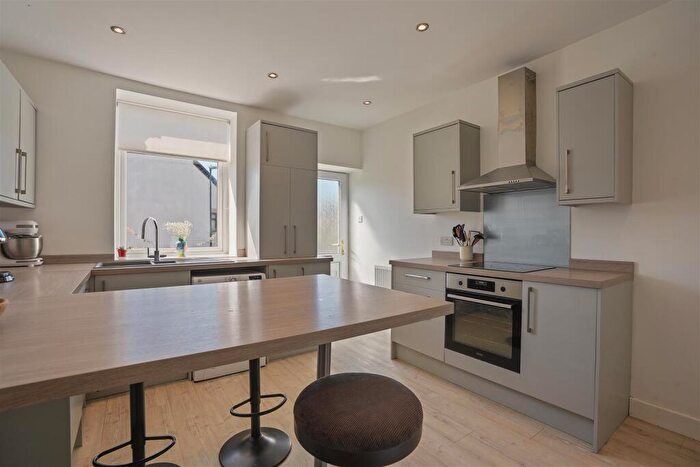 3 Bedroom Terraced House For Sale In Mulehouse Road, Crookes, S10