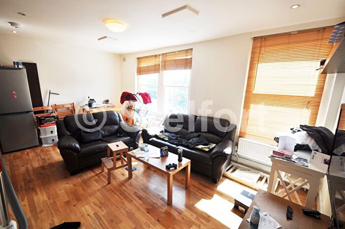 3 Bedroom Flat To Rent In Freegrove Road, London, N7