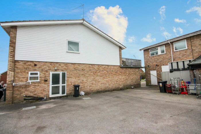 4 Bedroom Maisonette To Rent In Wellfield, Writtle, Chelmsford, CM1
