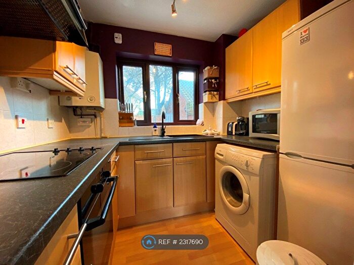 2 Bedroom End Of Terrace House To Rent In St. Michaels Close, London, E16