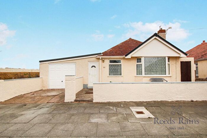 3 Bedroom Bungalow For Sale In Molineaux Road, Rhyl, Denbighshire, LL18