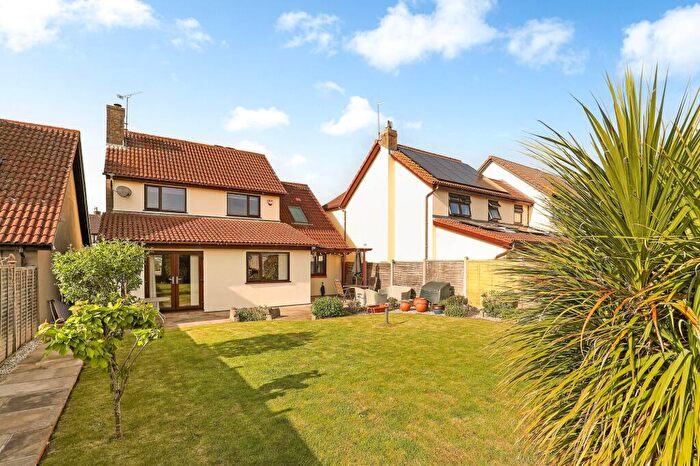 4 Bedroom Detached House For Sale In Garstons Close, Wrington, BS40