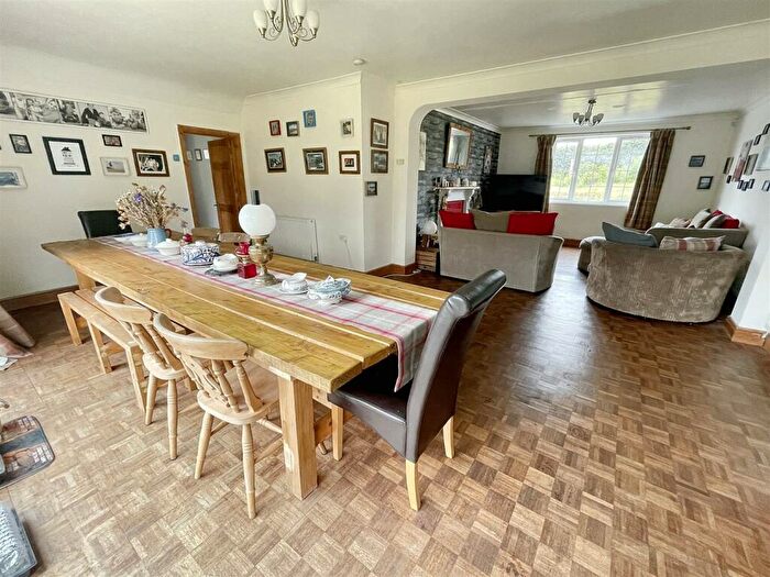 5 Bedroom Detached House For Sale In Llangain, Carmarthen, SA33
