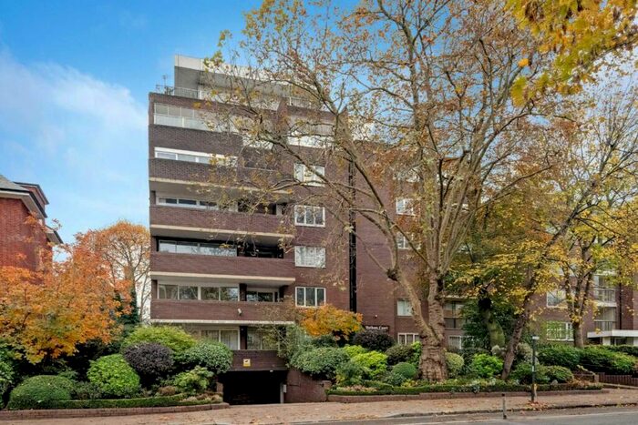 4 Bedroom Flat To Rent In Haverstock Hill, London, NW3