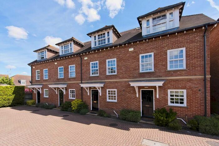 4 Bedroom Terraced House To Rent In Wedgwood Place, Cobham KT11