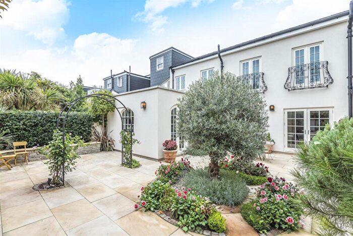 5 Bedroom End Of Terrace House To Rent In Archway Street, Barnes, SW13