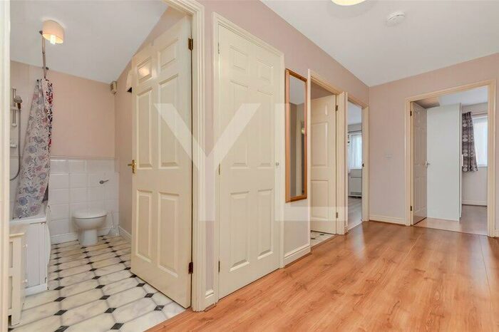 1 Bedroom Flat To Rent In Bruford Court, Deptford, SE8