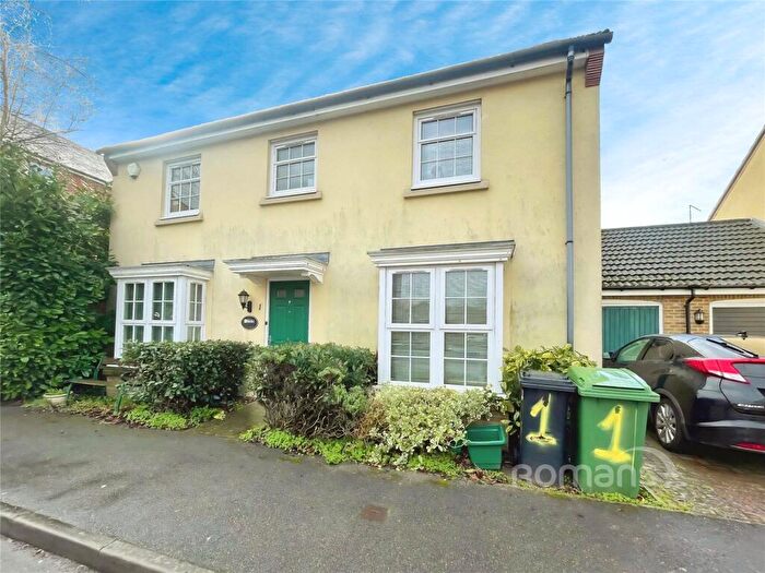 3 Bedroom Detached House To Rent In Allington Rise, Sherfield-on-Loddon, Hook, RG27