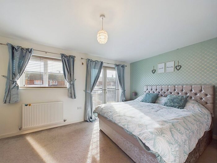 3 Bedroom End Of Terrace House For Sale In Highfield Road, Whitby, YO21