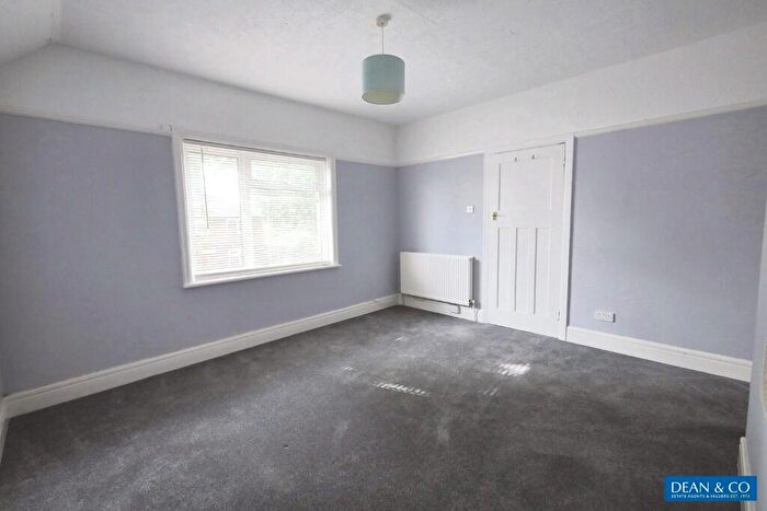 3 Bedroom Detached House For Sale In Hallyburton Road, Hove, East Sussex, BN3