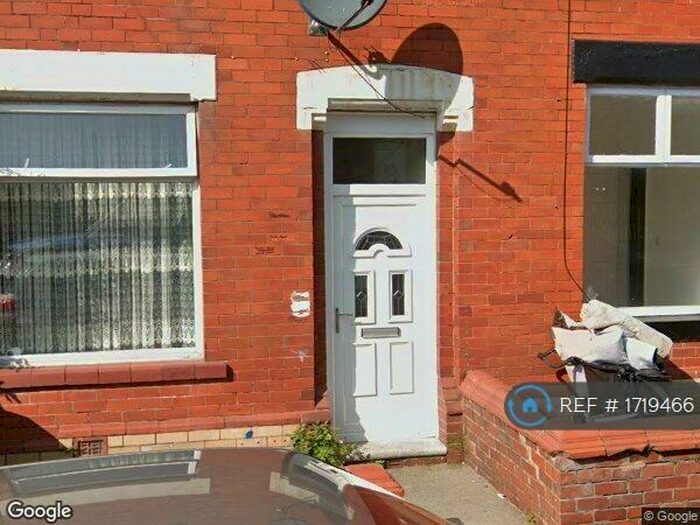 3 Bedroom Terraced House To Rent In Urmson Street, Oldham, OL8