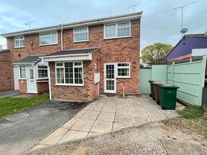 2 Bedroom Semi-Detached House To Rent In Kingfisher Avenue, Woodville, Swadlincote, DE11