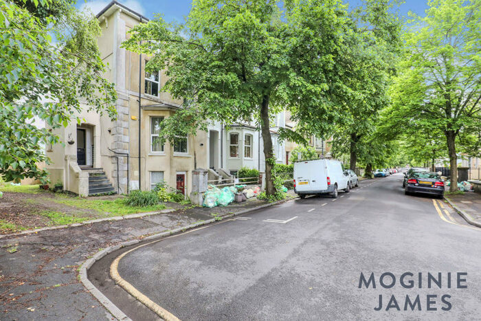 1 Bedroom Flat To Rent In Wordsworth Avenue, CF24