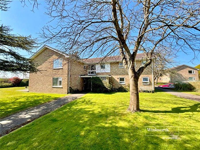 2 Bedroom Apartment For Sale In Waterford Place, Highcliffe, Dorset, BH23
