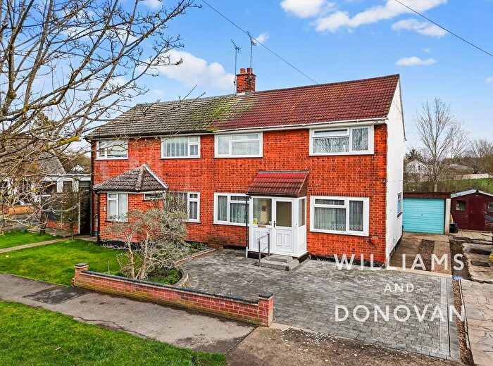 3 Bedroom Semi Detached House For Sale In Saxon Way, South Benfleet, SS7
