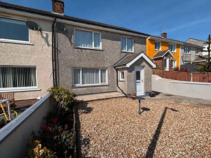 3 Bedroom Semi-Detached House For Sale In Woodfield Avenue, Kilgetty, Pembrokeshire, SA68