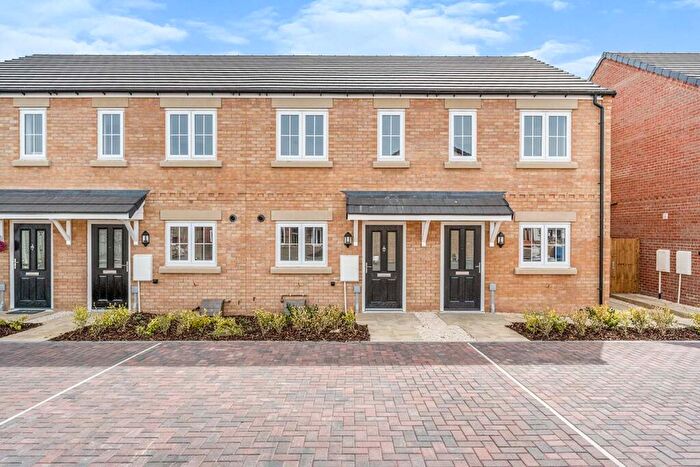 2 Bedroom Terraced House To Rent In Thorpe Gardens, Doncaster, DN4