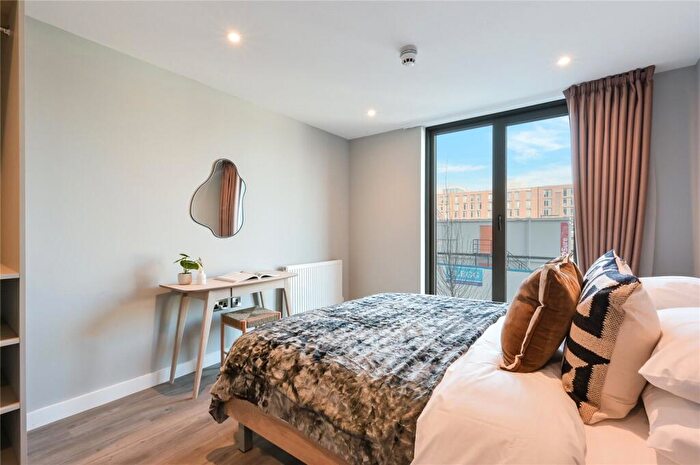 1 Bedroom Apartment To Rent In Spinners Yard, Skinner Ln, LS7