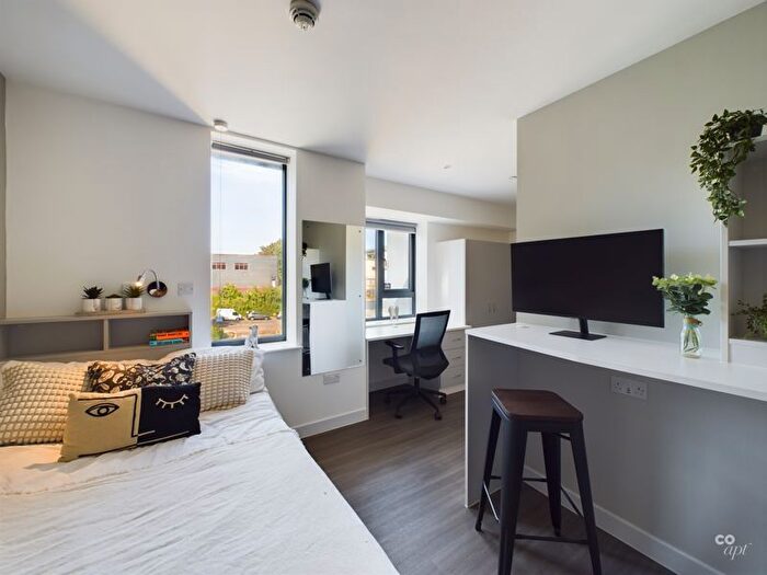 1 Bedroom Flat To Rent In Hollingdean Road, Brighton, BN2