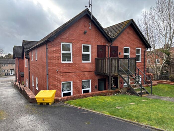 1 Bedroom Flat For Sale In Andover Road, SP11