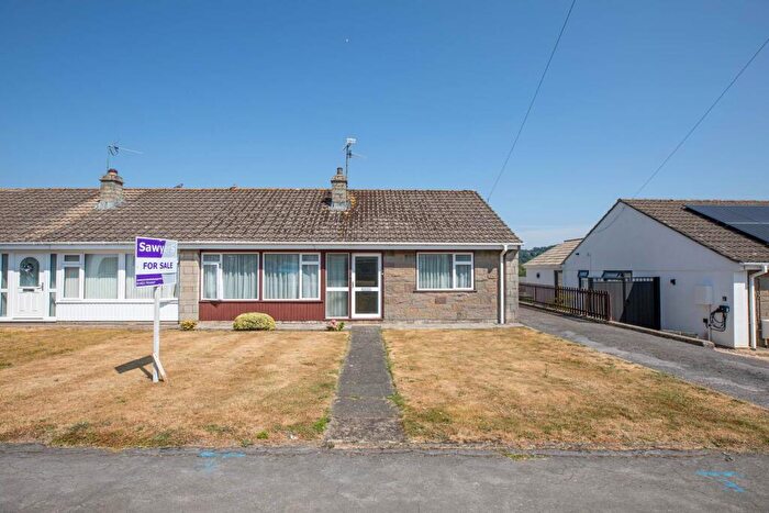 2 Bedroom Semi-Detached Bungalow For Sale In Brockley Road, Kings Stanley, GL10