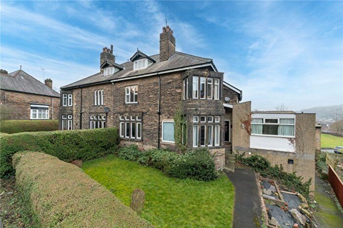 8 Bedroom Semi Detached House For Sale In Park Grove, Bradford, West Yorkshire, BD9