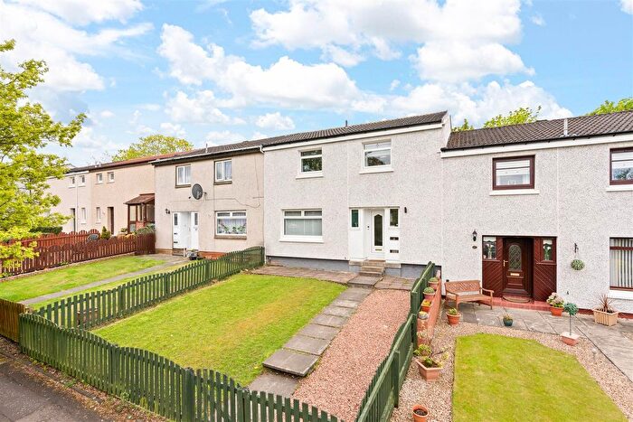 3 Bedroom Terraced House For Sale In Palmer Rise, Livingston, EH54
