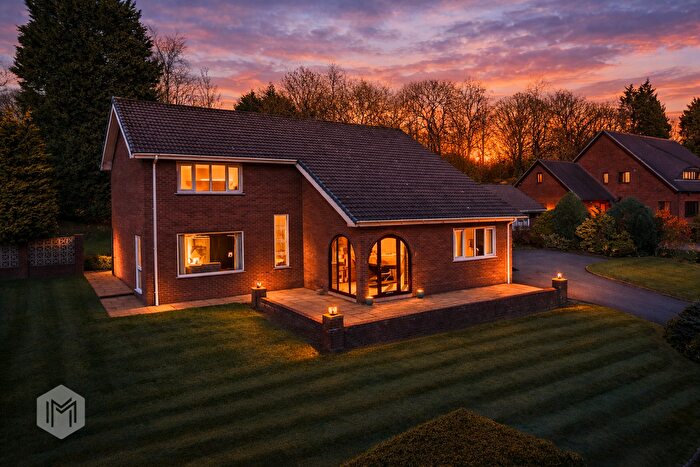 4 Bedroom Detached House For Sale In Northwold Drive, Bolton, Greater Manchester, BL1