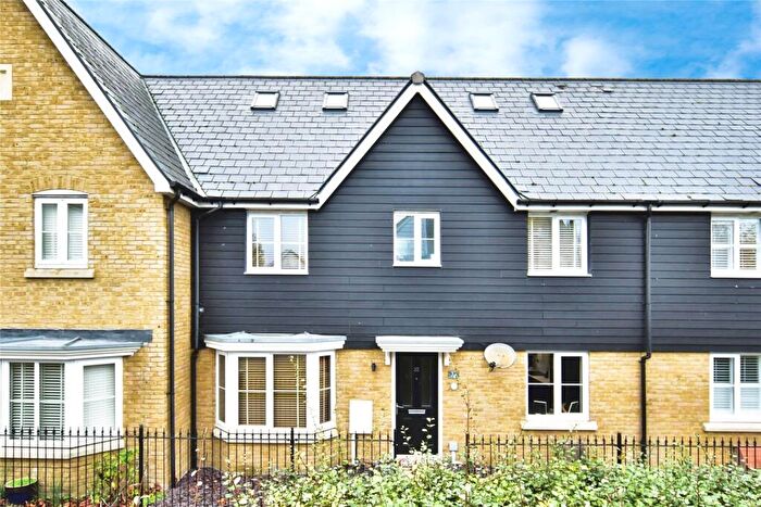 4 Bedroom Terraced House For Sale In Primrose Avenue, Sittingbourne, Kent, ME10