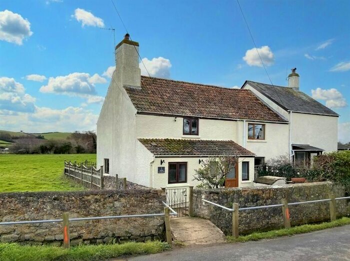 3 Bedroom Cottage To Rent In Doniford, Watchet, TA23
