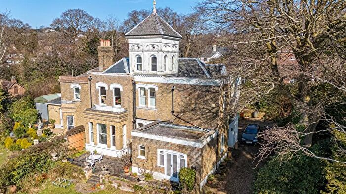 7 Bedroom Detached House For Sale In Hoads Wood Road, Hastings, TN34