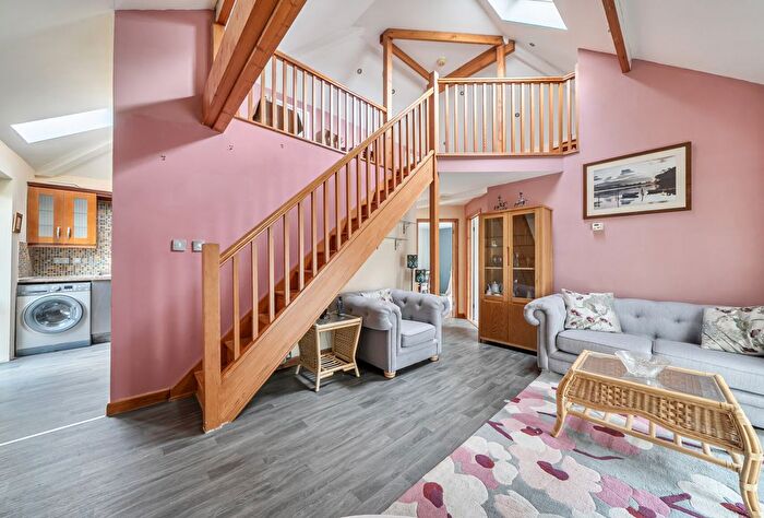 2 Bedroom Bungalow For Sale In Lincombe Avenue, Bristol, South Gloucestershire, BS16